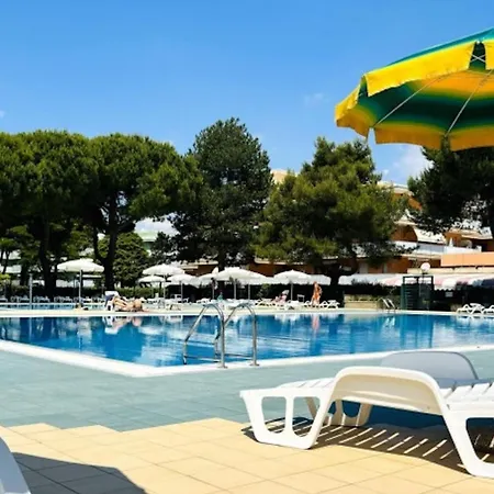 Lovely Flat With In A Pool Paradise Apartamento *