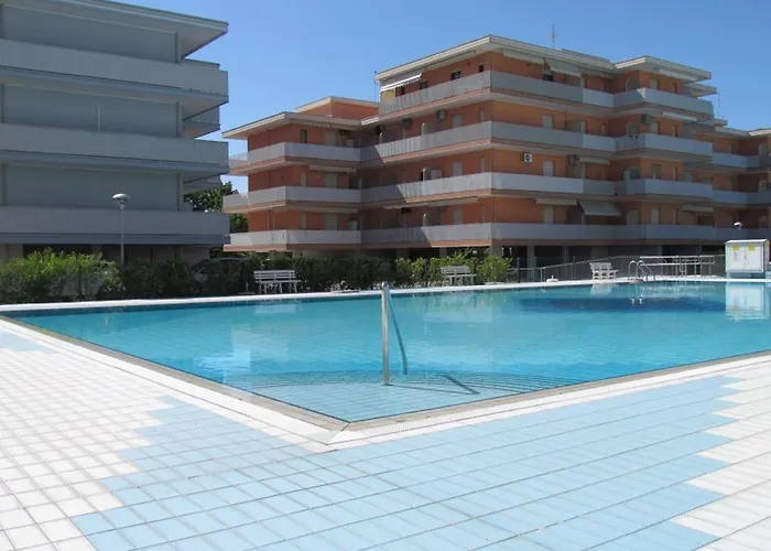 Lovely Flat With In A Pool Paradise Bibione